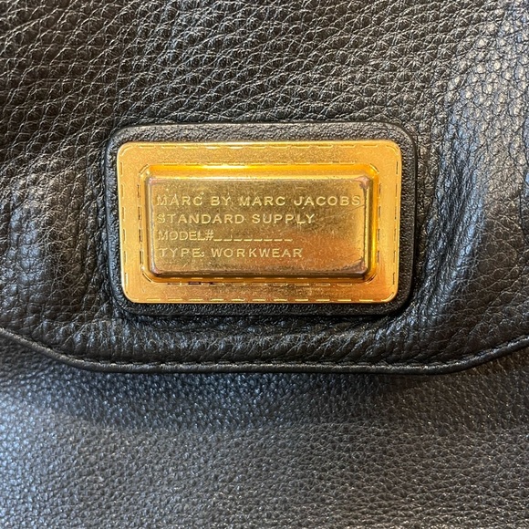 Marc by Marc Jacobs Black Leather Crossbody - Picture 4 of 9